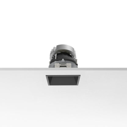 FLOS Architectural Easy Kap 80 Sq Adj Spot Dim-To-Warm — LED 9.9W 18° CRI>95 (Blanco)