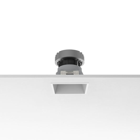 FLOS Architectural Easy Kap 80 Square Spot Dim-To-Warm — LED 9.9W 18° CRI>95 (Blanco)