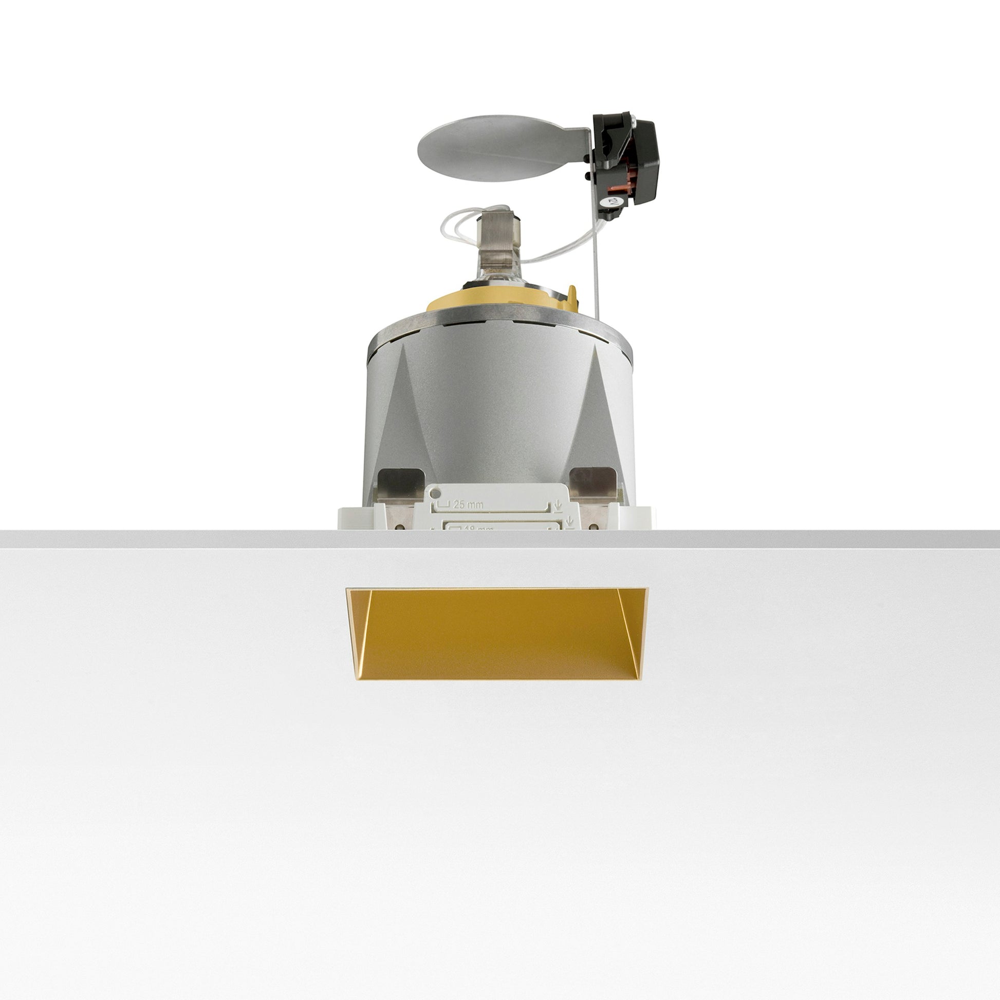 FLOS Architectural Kap 105 Square — Empotrable LED Retrofit Blanco