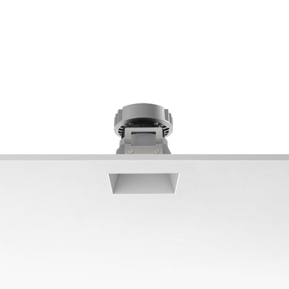 FLOS Architectural Kap 80 Square Fixed Optic Medium Dim-To-Warm — 9.9W 27° (Blanco)