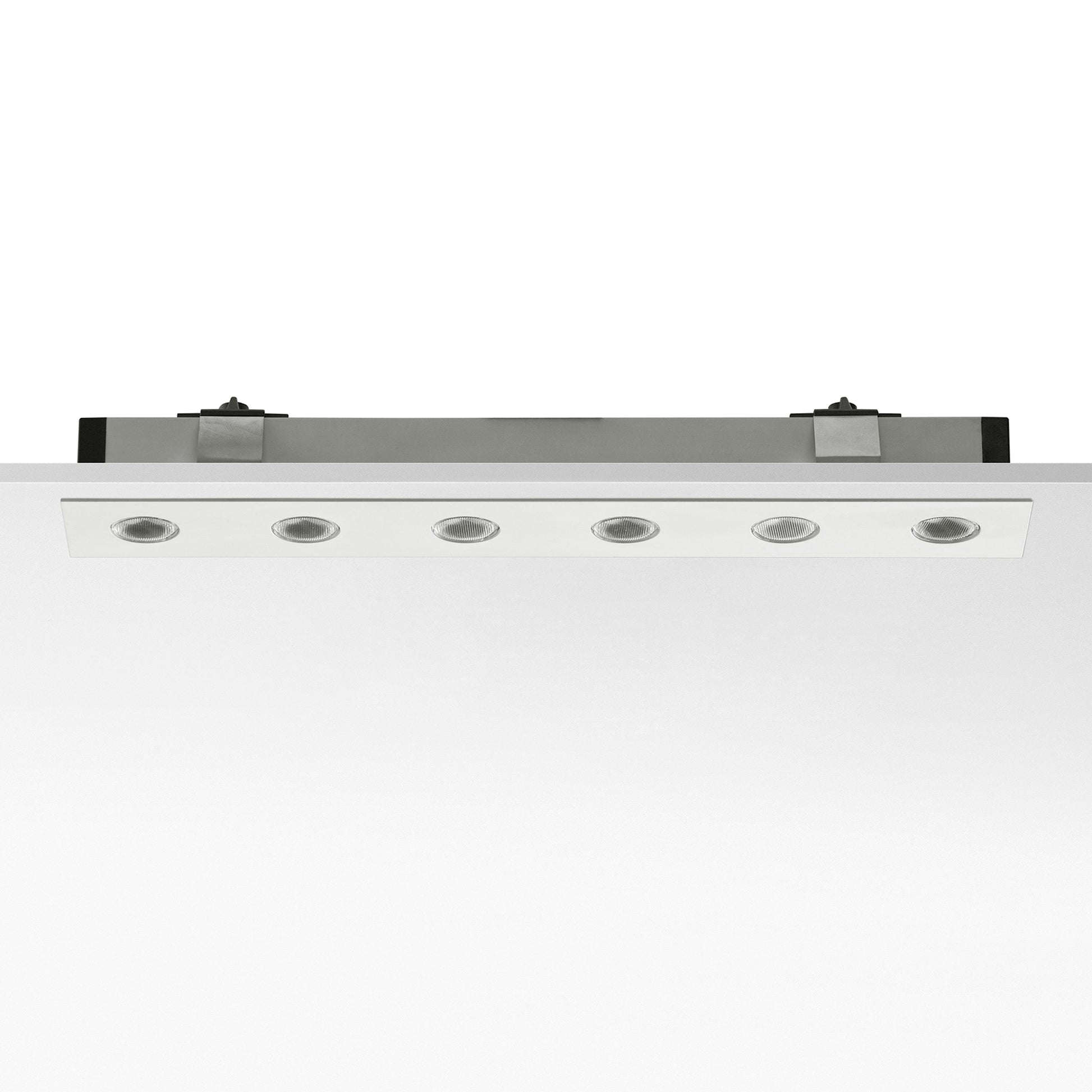 FLOS Architectural LED Curtain 1200 mm — Empotrable lineal LED 34.7W 12° 4000K (Blanco)